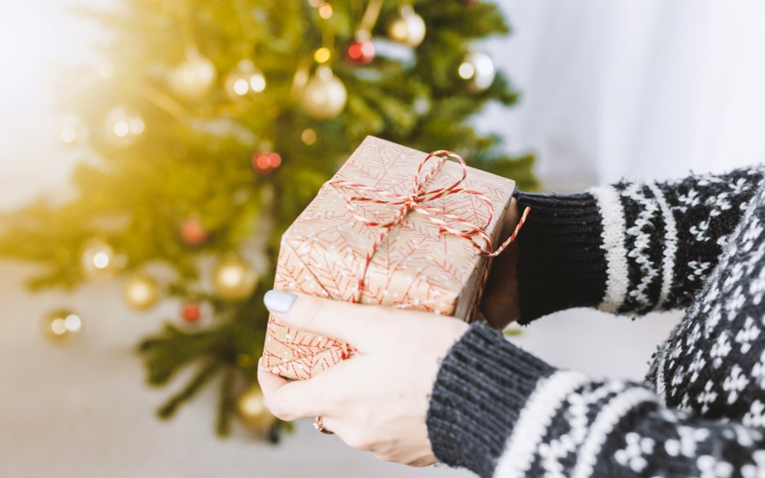 5 Gift Ideas to Simplify Gift Giving