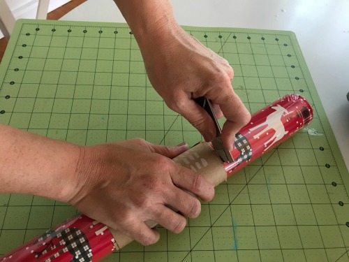 Creative Gift Wrapping Station Hacks - Cut Down Wrapping Paper